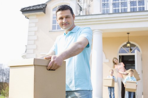 Local transport help for flats and houses in Waddon