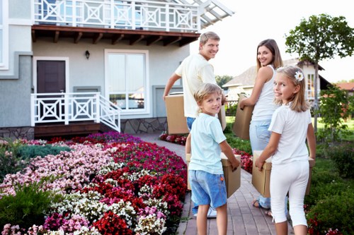 Local moving van service for Waddon home and business moves