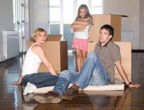 Local removals team planning access and parking in Waddon